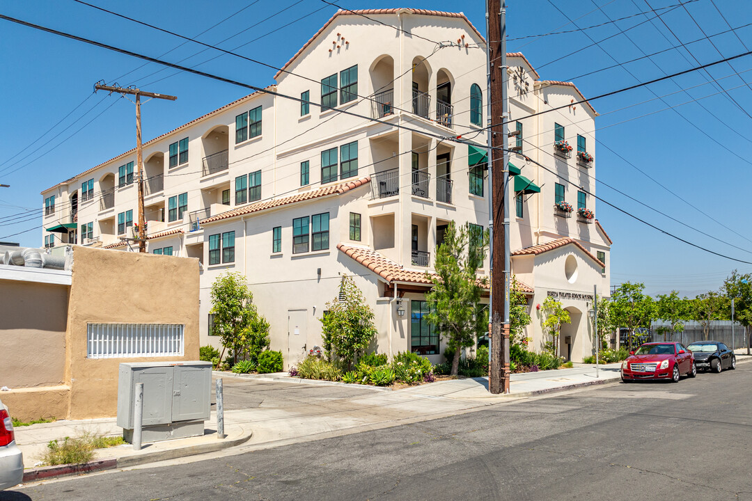 Reseda Theater Senior Housing in Reseda, CA - Building Photo