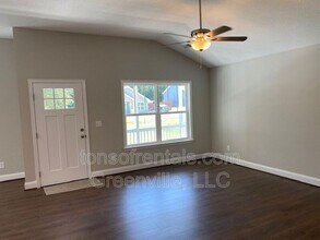 182 Sherwood Dr in Wellford, SC - Building Photo - Building Photo
