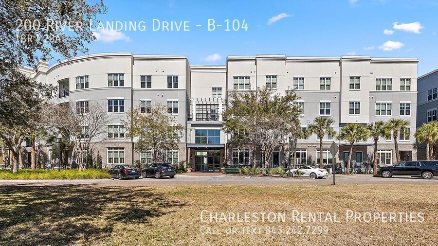 200 River Landing Dr in Charleston, SC - Building Photo