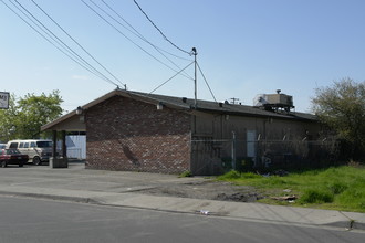 27934-27958 Manon Ave in Hayward, CA - Building Photo - Building Photo