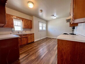 419 E 6th St in Hydro, OK - Building Photo - Building Photo