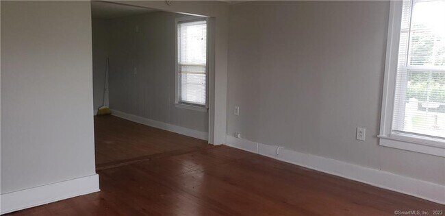 25 South End Rd in East Haven, CT - Building Photo - Building Photo