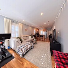 142 Athens St in Boston, MA - Building Photo - Building Photo