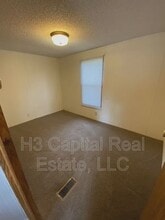 1924 Page Ave in Belleville, IL - Building Photo - Building Photo