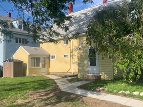 247-249 Union St in Franklin, MA - Building Photo - Building Photo