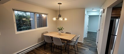 2820 75th Pl SE in Mercer Island, WA - Building Photo - Building Photo