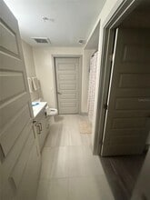 310 N Orange Ave in Orlando, FL - Building Photo - Building Photo