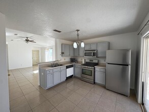 331 Cll Amarillo SW in Albuquerque, NM - Building Photo - Building Photo