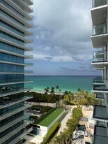 10185 Collins Ave, Unit 1022 in Bal Harbour, FL - Building Photo