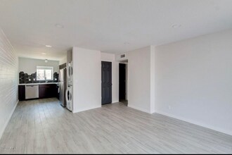 813 E Marlette Ave in Phoenix, AZ - Foto de edificio - Building Photo