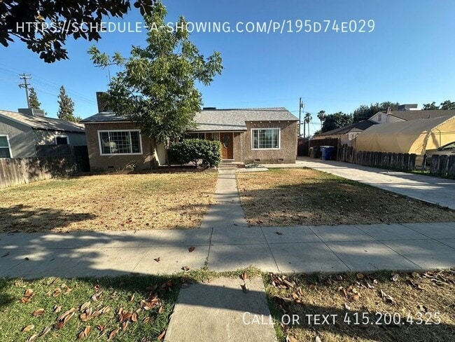 property at 1325 W Fountain Way
