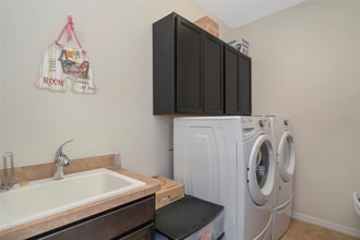 5015 Laurel Creek Pl in Riverview, FL - Foto de edificio - Building Photo