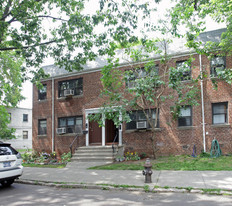 67 Brighton Ct Apartments