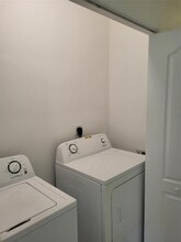 1027 SW 11th Ave in Miami, FL - Building Photo - Building Photo