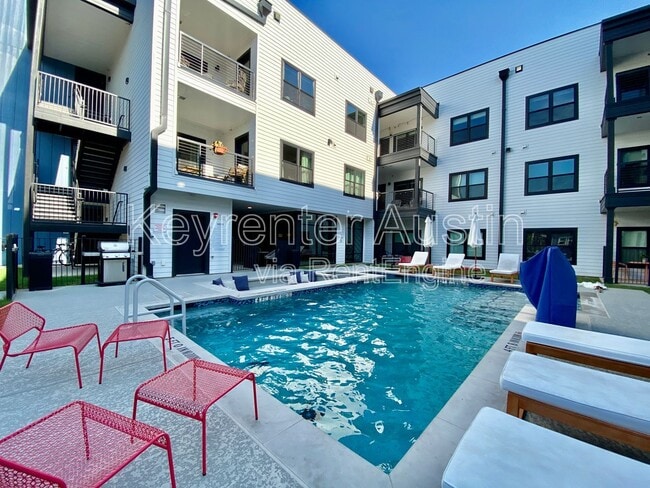 3101 Govalle Ave in Austin, TX - Building Photo - Building Photo