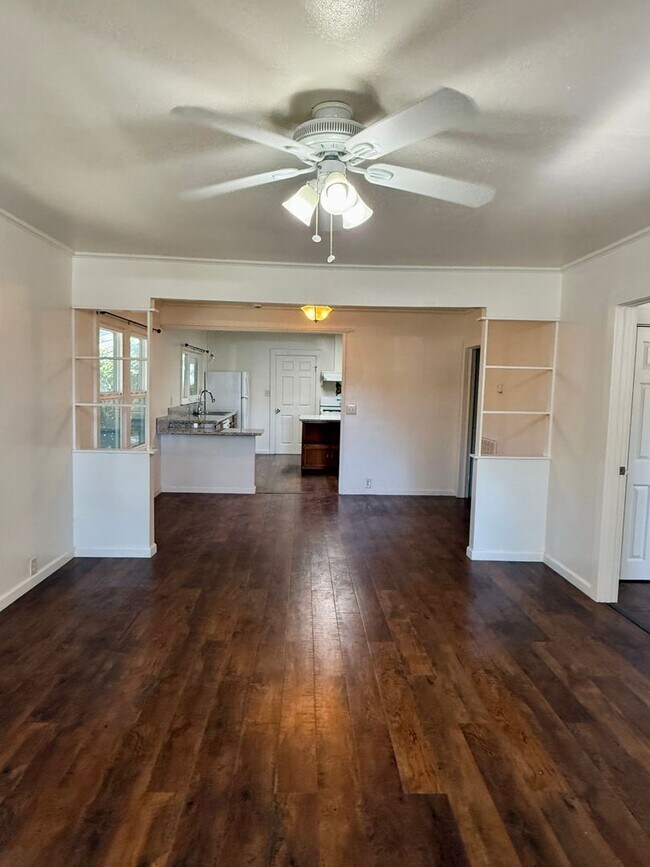 1570 Nord Ave in Chico, CA - Building Photo - Building Photo