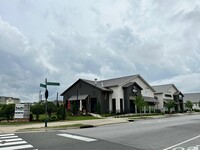 6511 Perry Creek Rd in Raleigh, NC - Building Photo - Building Photo