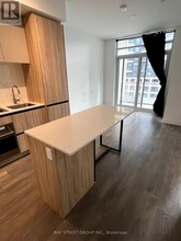 8-538 Beverley Glen Blvd in Vaughan, ON - Building Photo - Building Photo