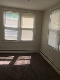 354 Ogden St, Unit 2 rear photo'