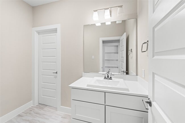 property at 29842 Kate Crk Ln