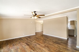 14991 N Aster Ave in Gardendale, TX - Building Photo - Building Photo