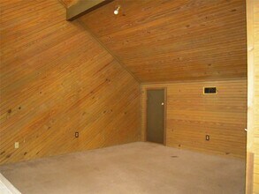 24605 Pools Creek Dr in Huntsville, TX - Building Photo - Building Photo