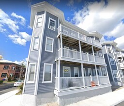 92 Winthrop Shore Dr, Unit 14A in Winthrop, MA - Building Photo - Building Photo