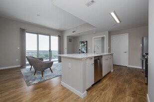 Allure @ Harbor Point in Stamford, CT - Building Photo