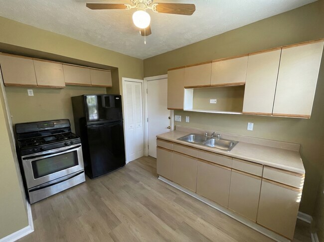 4804 E 84th St in Garfield Heights, OH - Building Photo - Building Photo