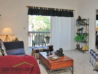 Living Room - Hunters Glen Apartments in Sarasota, Florida