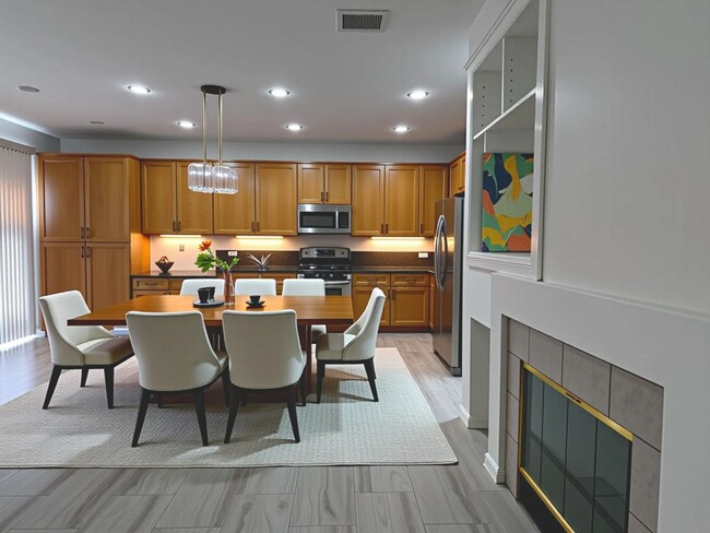 28552 Silverking Trail in Santa Clarita, CA - Building Photo - Building Photo