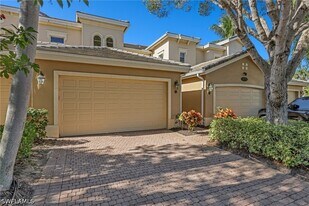 3031 Marengo Ct in Naples, FL - Building Photo