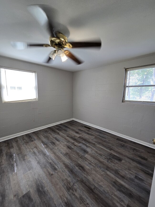 305 Blyth Rd in Greenwood, SC - Building Photo - Building Photo