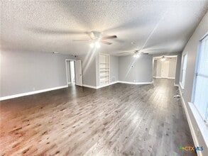 13907 Quarles St in San Antonio, TX - Building Photo - Building Photo
