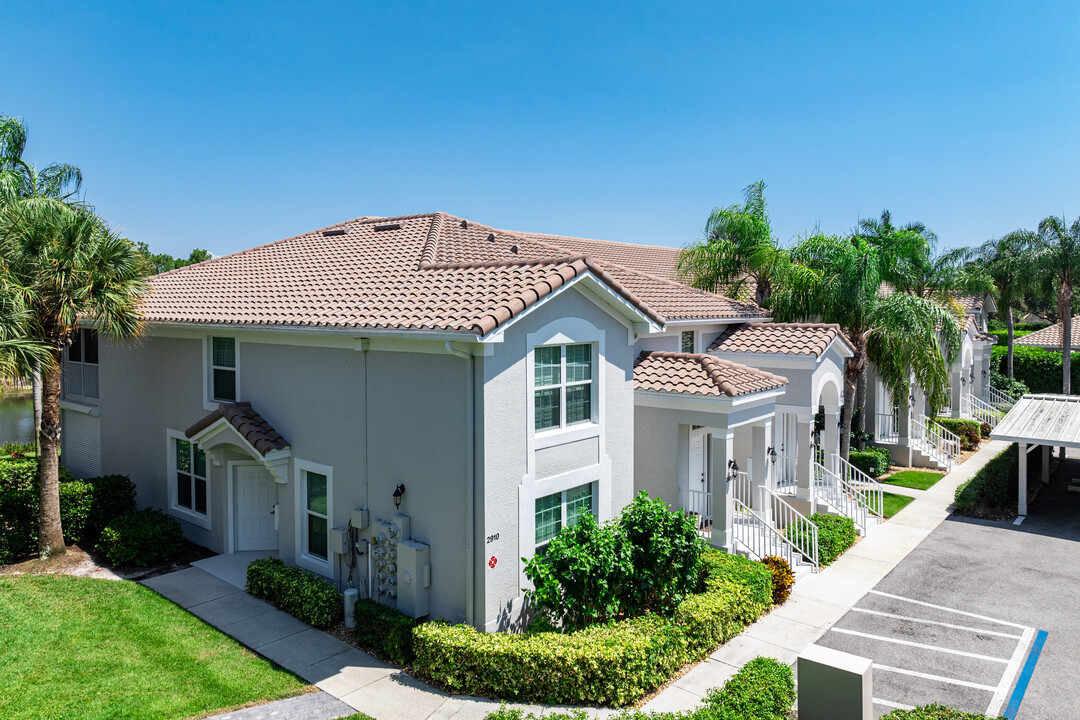 Winding Stream Condominiums at Spring Run in Estero, FL - Building Photo