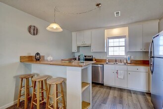 237 Sea Shore Dr in North Topsail Beach, NC - Building Photo - Building Photo