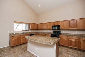 7420 S 15th Dr in Phoenix, AZ - Building Photo - Building Photo
