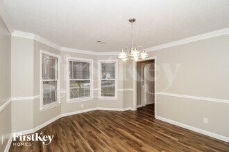 307 Marble Ct in Peachtree City, GA - Foto de edificio - Building Photo