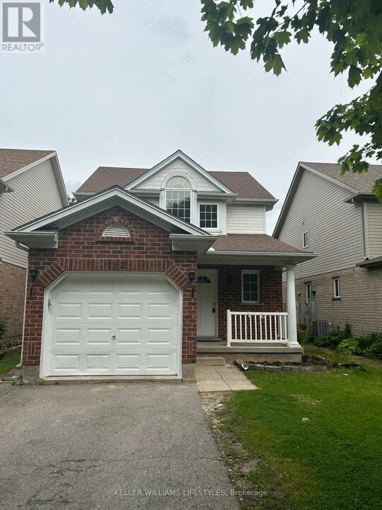 182 Rossmore Ct in London, ON - Building Photo