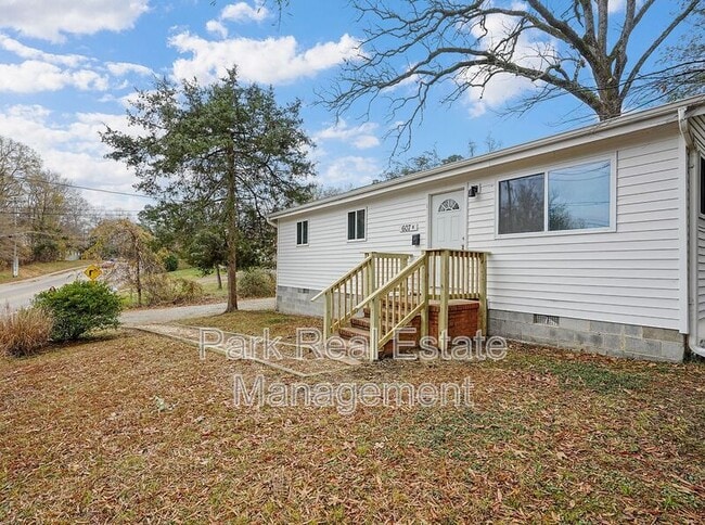 property at 607 N Greensboro St