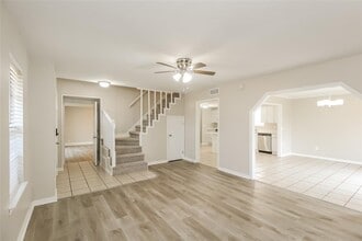 1821 Michael Dr in Edmond, OK - Building Photo - Building Photo