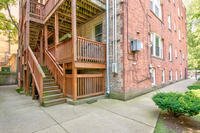 911 Maple Ave in Evanston, IL - Building Photo - Building Photo