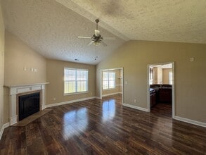 145 Crescent Drive in Raeford, NC - Building Photo - Building Photo