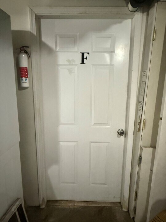 215-229 S Chelan Ave in Wenatchee, WA - Building Photo