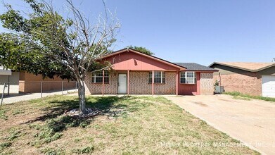 4536 Marshall St in Lubbock, TX - Building Photo - Building Photo