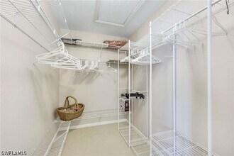 6555 Valen Way in Naples, FL - Building Photo - Building Photo