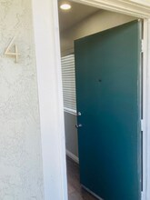 6900 Knowlton Pl in Los Angeles, CA - Building Photo - Building Photo