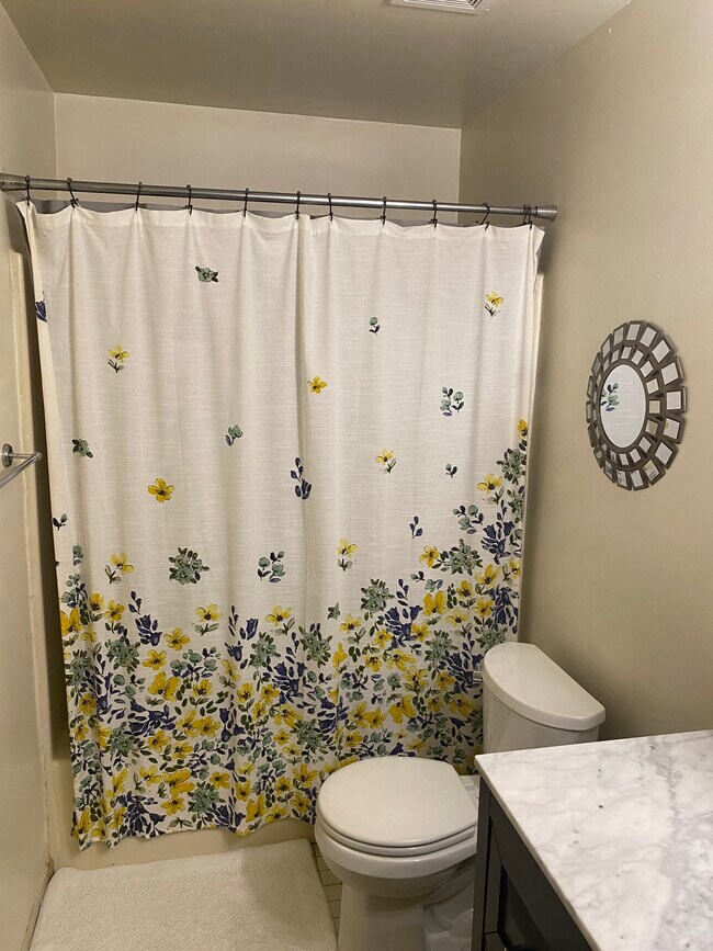 61 Coriander Way Rentals in Englewood, NJ