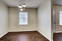 6152 Doulton Dr photo'