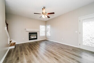 1043 Gallant Fox Cir S in Jacksonville, FL - Building Photo - Building Photo
